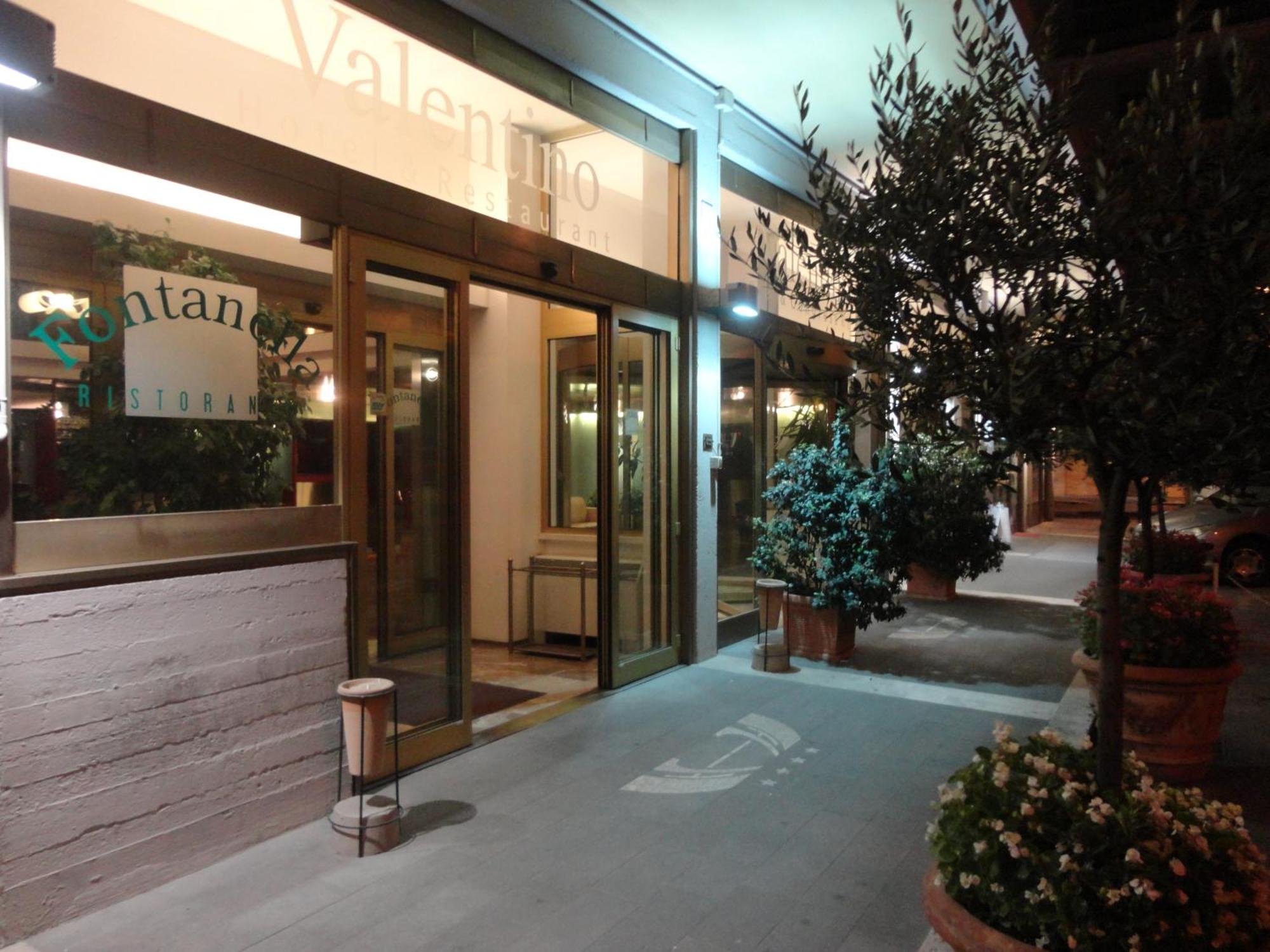Hotel Valentino Терни Экстерьер фото