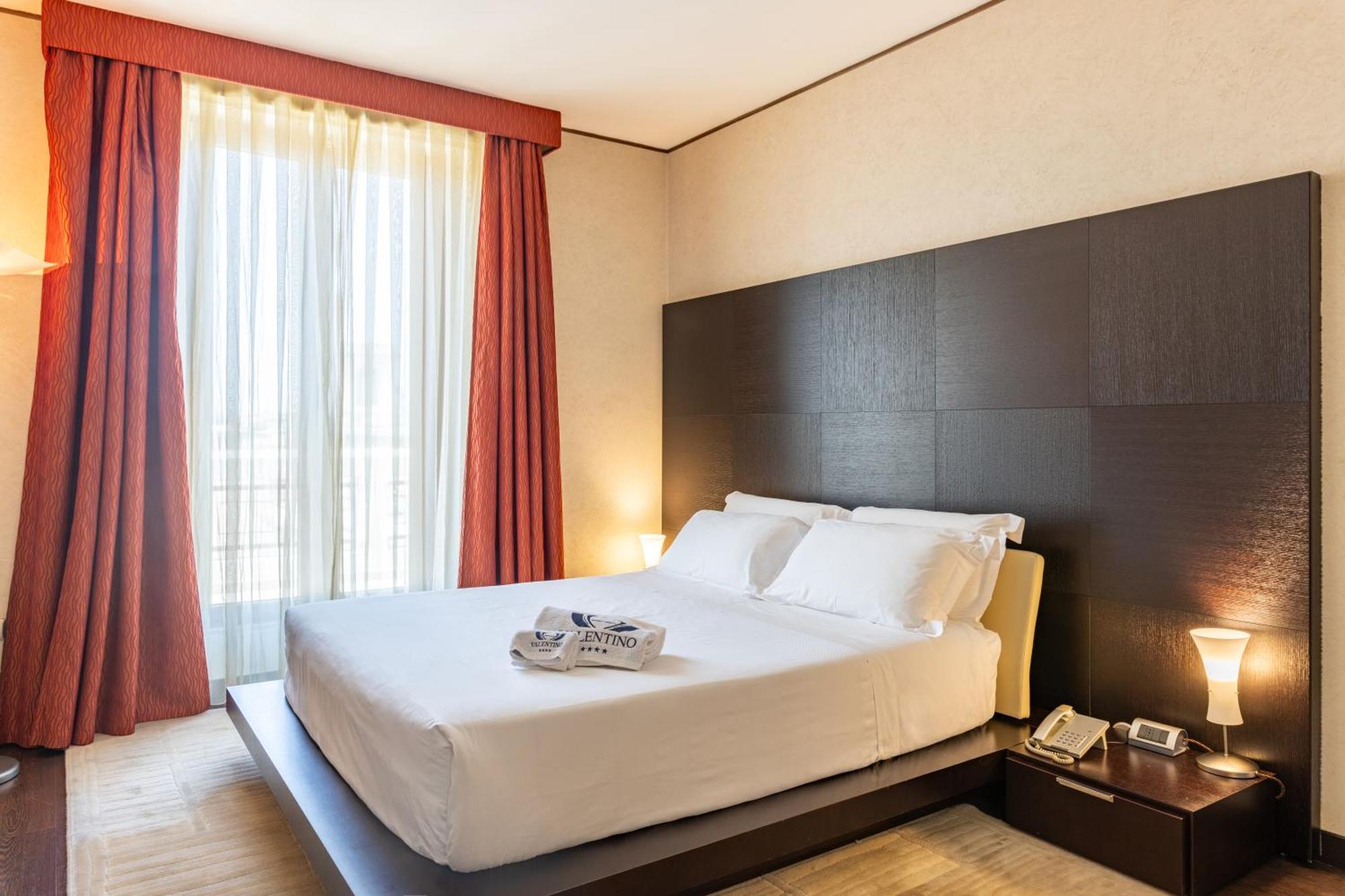 Hotel Valentino Терни Экстерьер фото